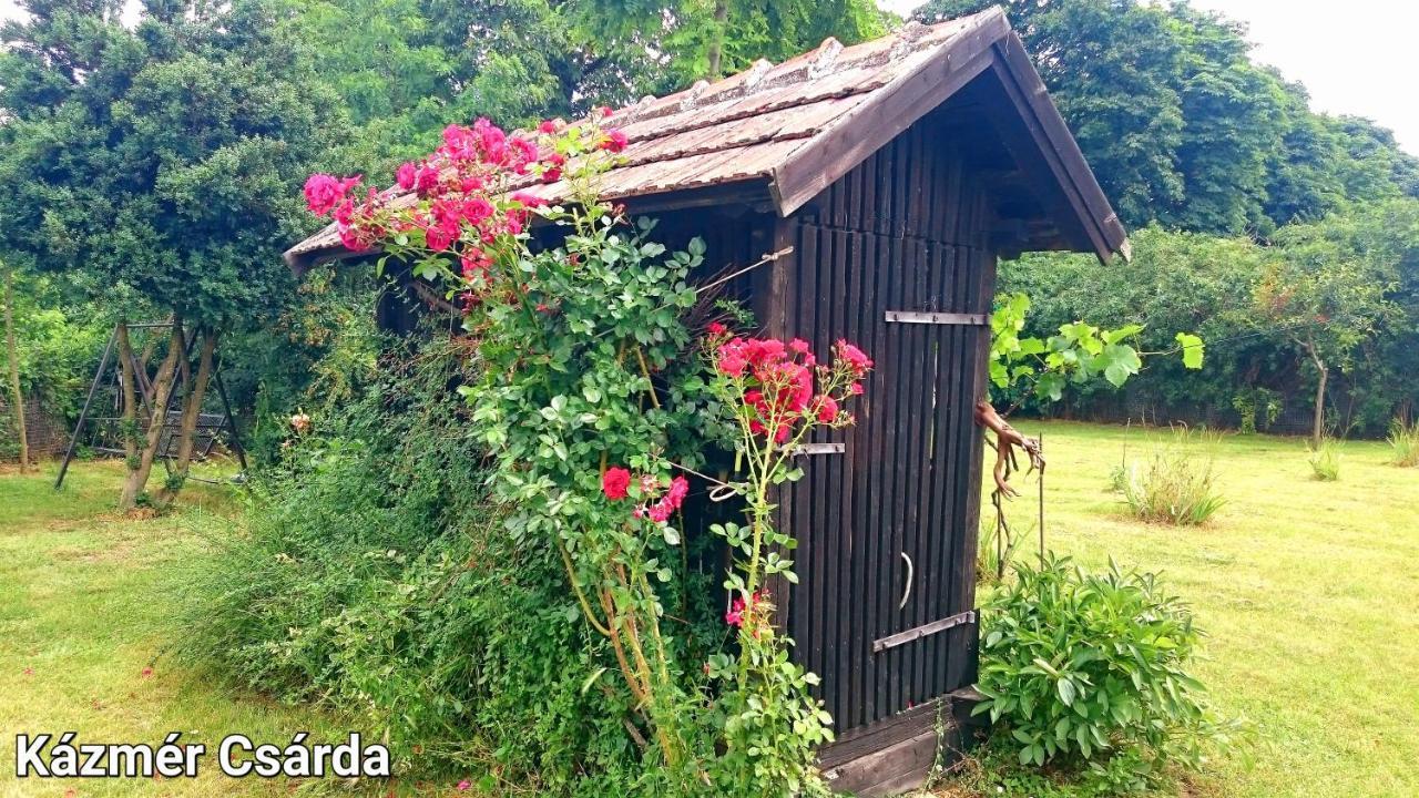 Kazmer Szallas - Gasthaus Varbalog ภายนอก รูปภาพ